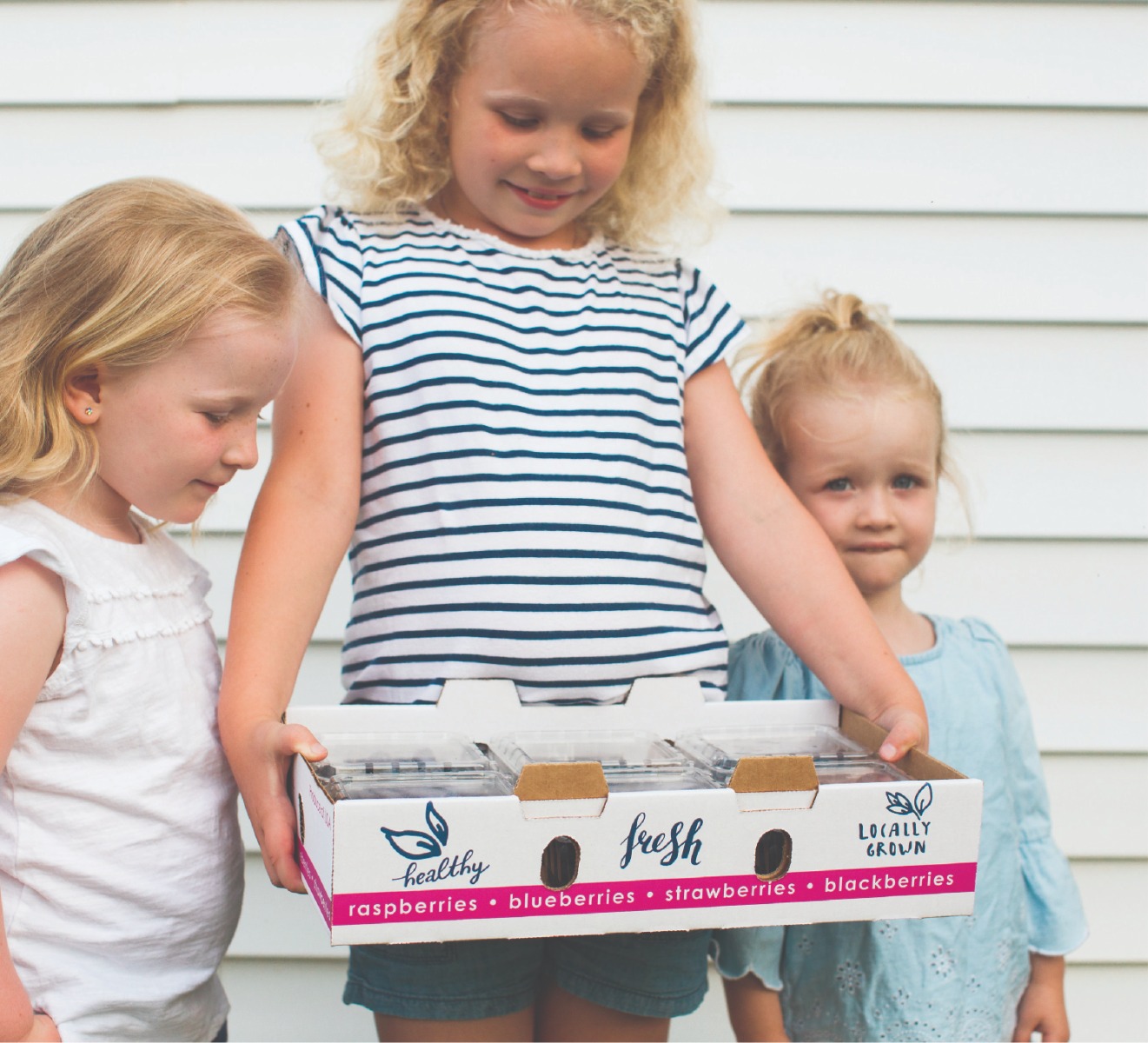 Child eating an apple